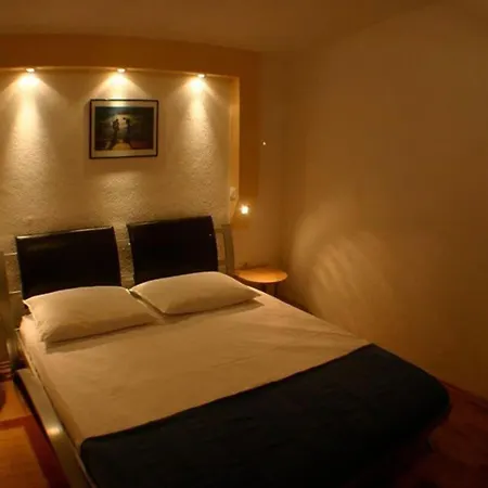 Apartment Schoene Mit Meerblick Baska Voda