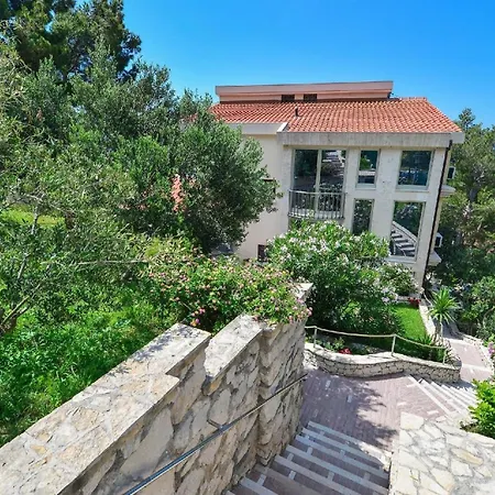 Apartment Schoene Mit Meerblick Baska Voda